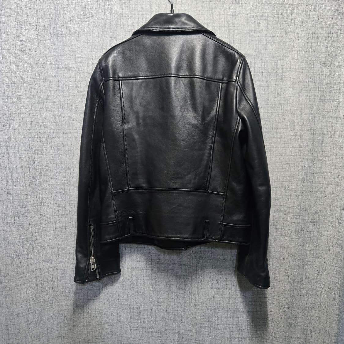 룩캐스트 블랙 램스킨 가죽 라이더 자켓  상품이미지2