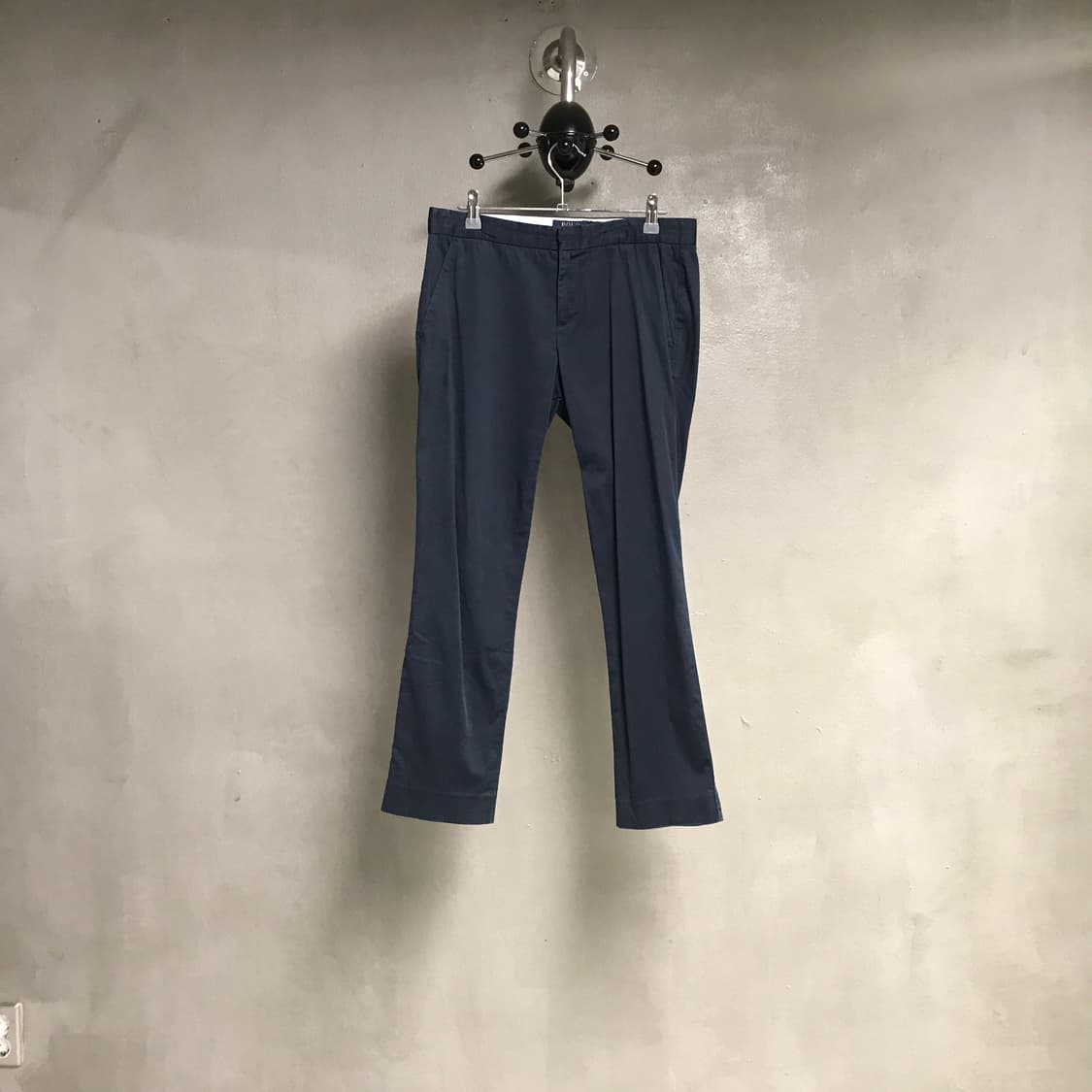 폴로 랄프로렌 네이비 치노 팬츠 4(W) 상품이미지1