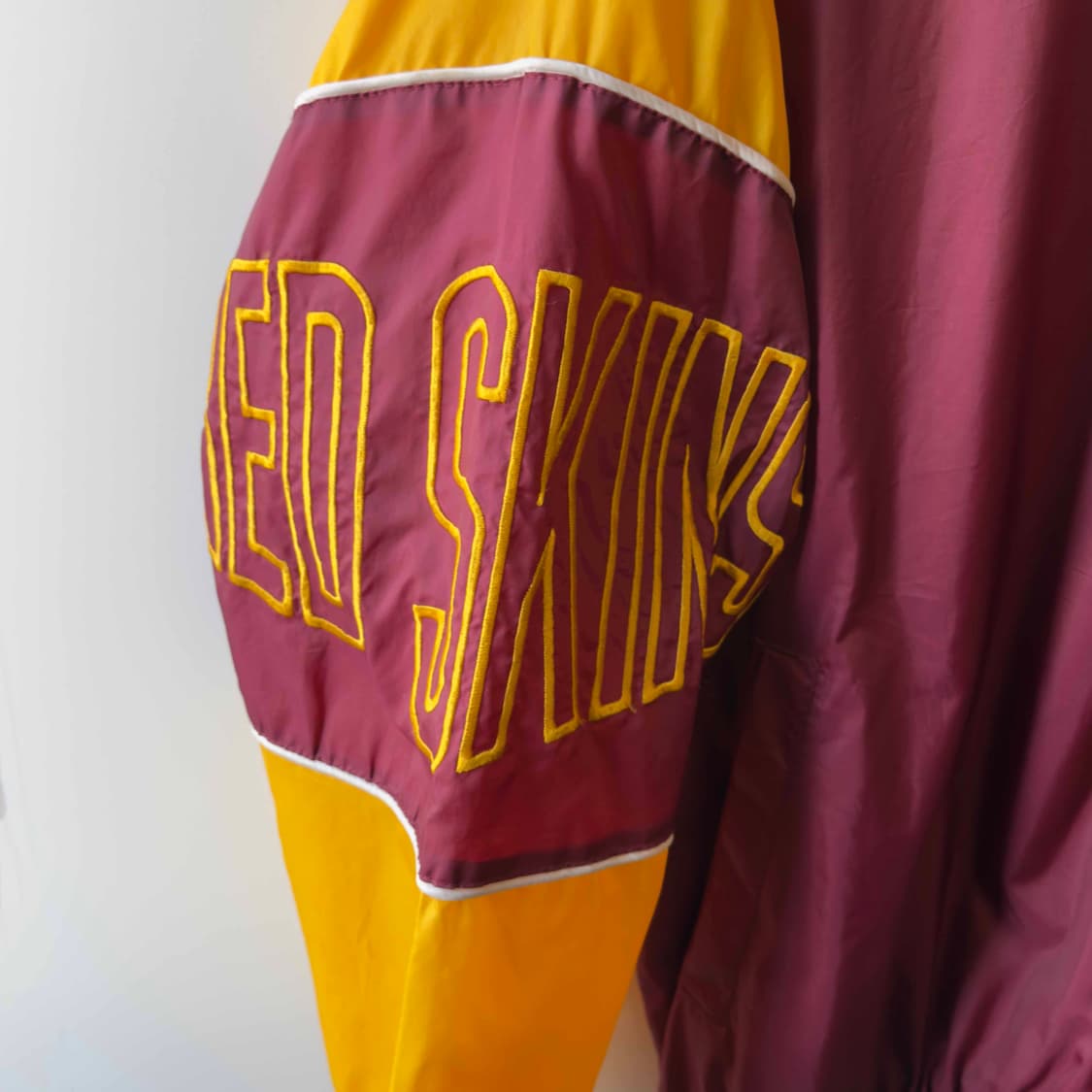 스타터 레드 스킨스 올드스쿨 바람막이 상품이미지3