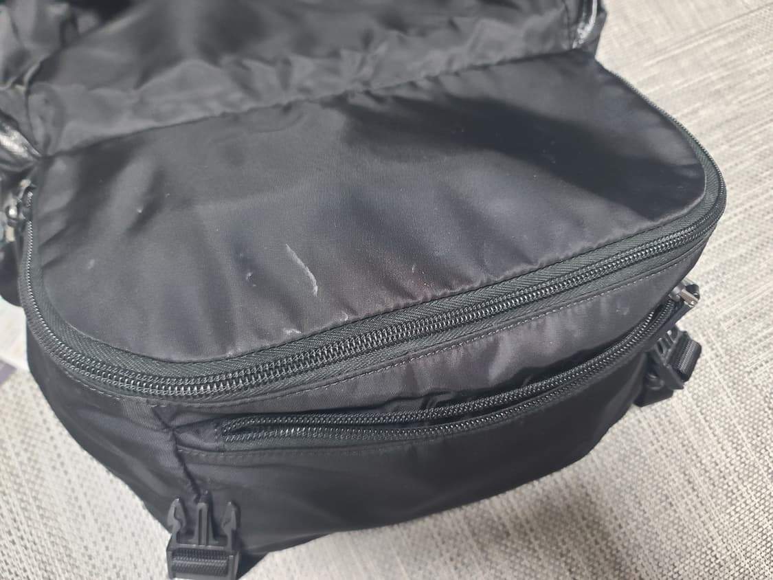 프라다 바이커백 미디움 2vh994 크로스백 숄더백 상품이미지4