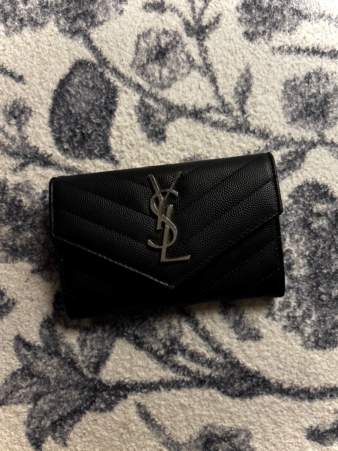 생로랑 마틀라세 엔벨롭 카드 지갑 상품이미지3