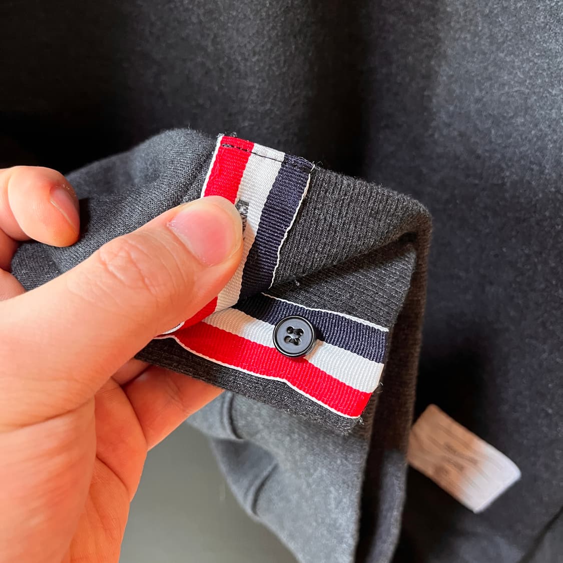  톰 브라운 기모 스웻 셔츠 4bar, 트리컬러 상품이미지8