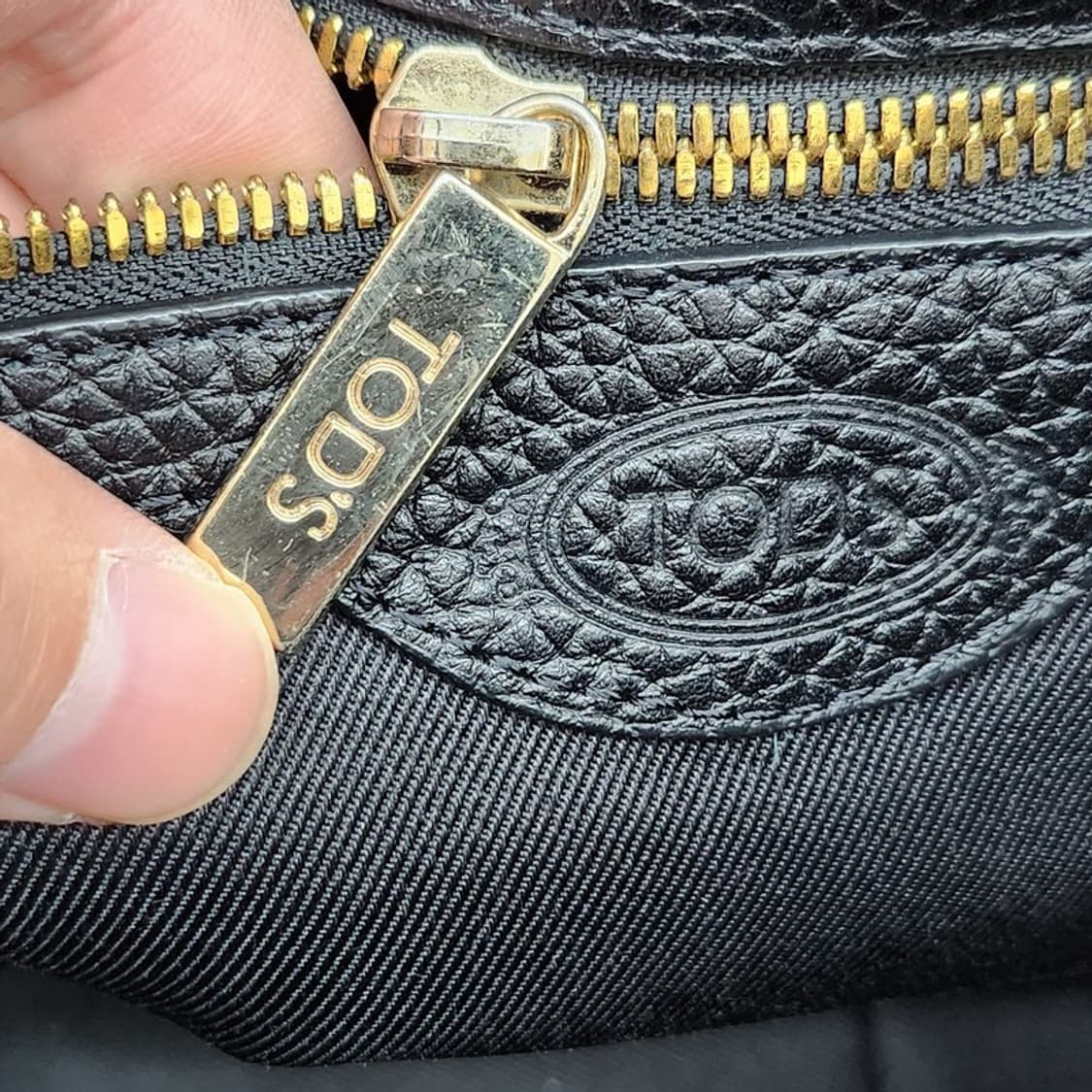 TODS 레더 쇼퍼백 상품이미지9