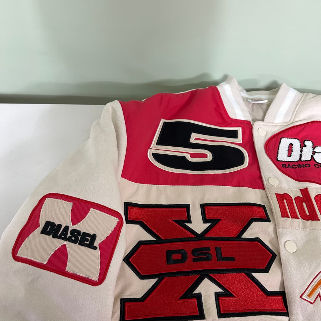 FREE VTG 아이보리 멀티패치 바시티자켓 상품이미지4