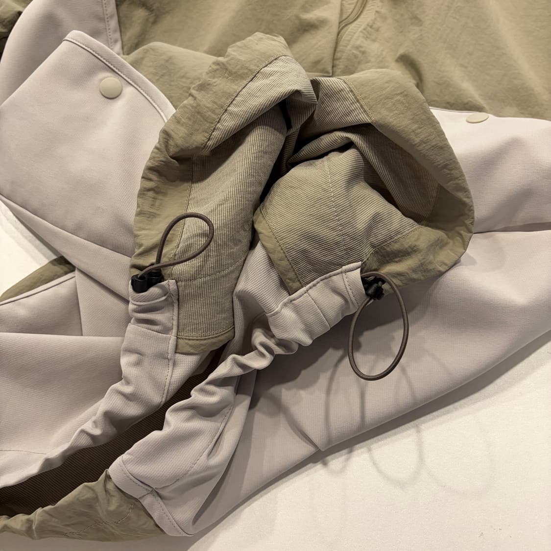 [M] 로어즈 LORES 후드 바람막이 자켓 베이지 D890 상품이미지6