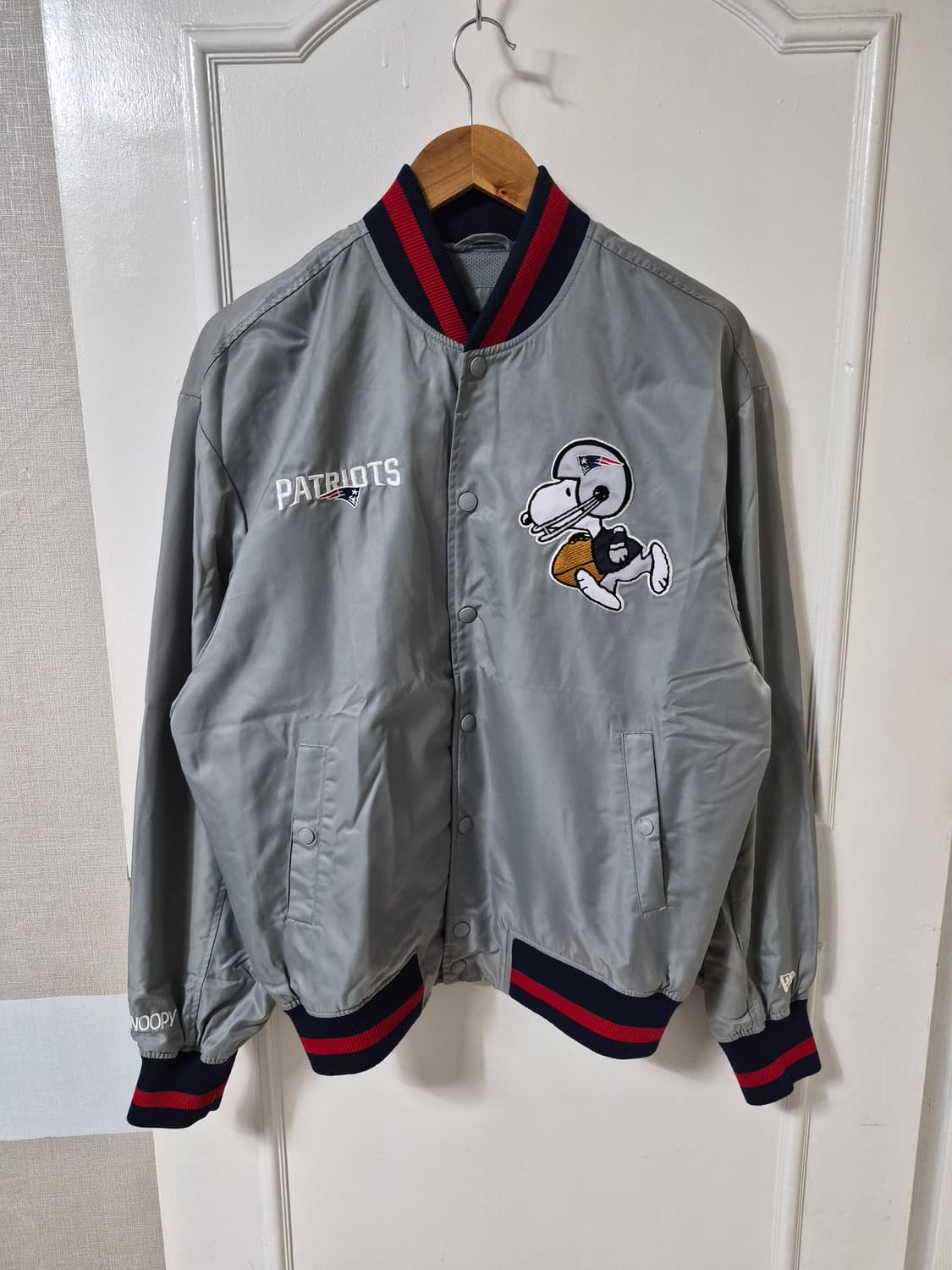 (L) 뉴에라 x 스누피 nfl 바시티 자켓 상품이미지1