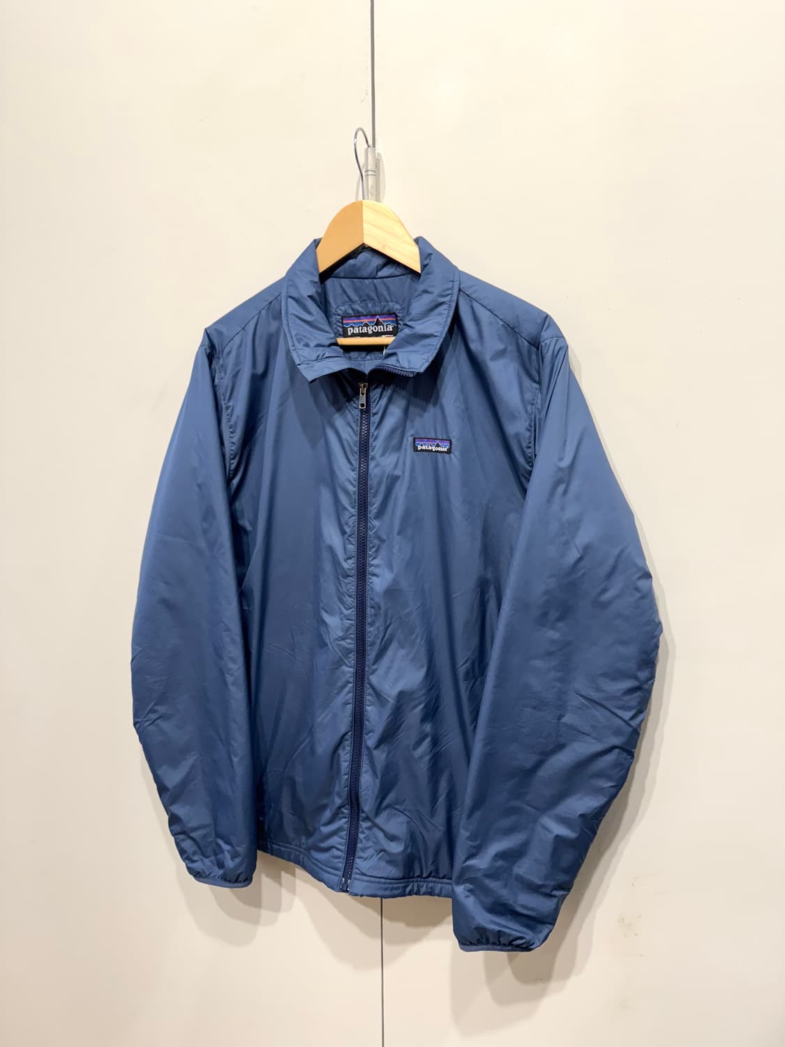 파타고니아 멘즈 경량 패딩 자켓 상품이미지2