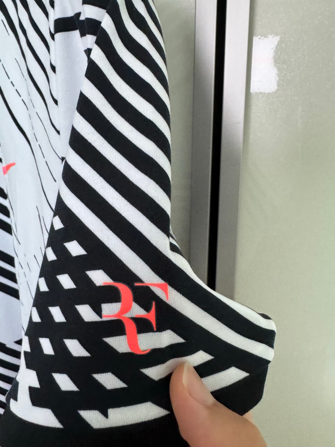 로저 페더러 2017 호주오픈 우승 유니폼 새제품 XL  상품이미지3