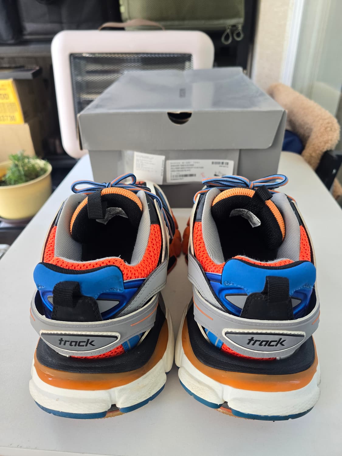 발렌시아가 트랙슈즈 오렌지(42) 상품이미지3