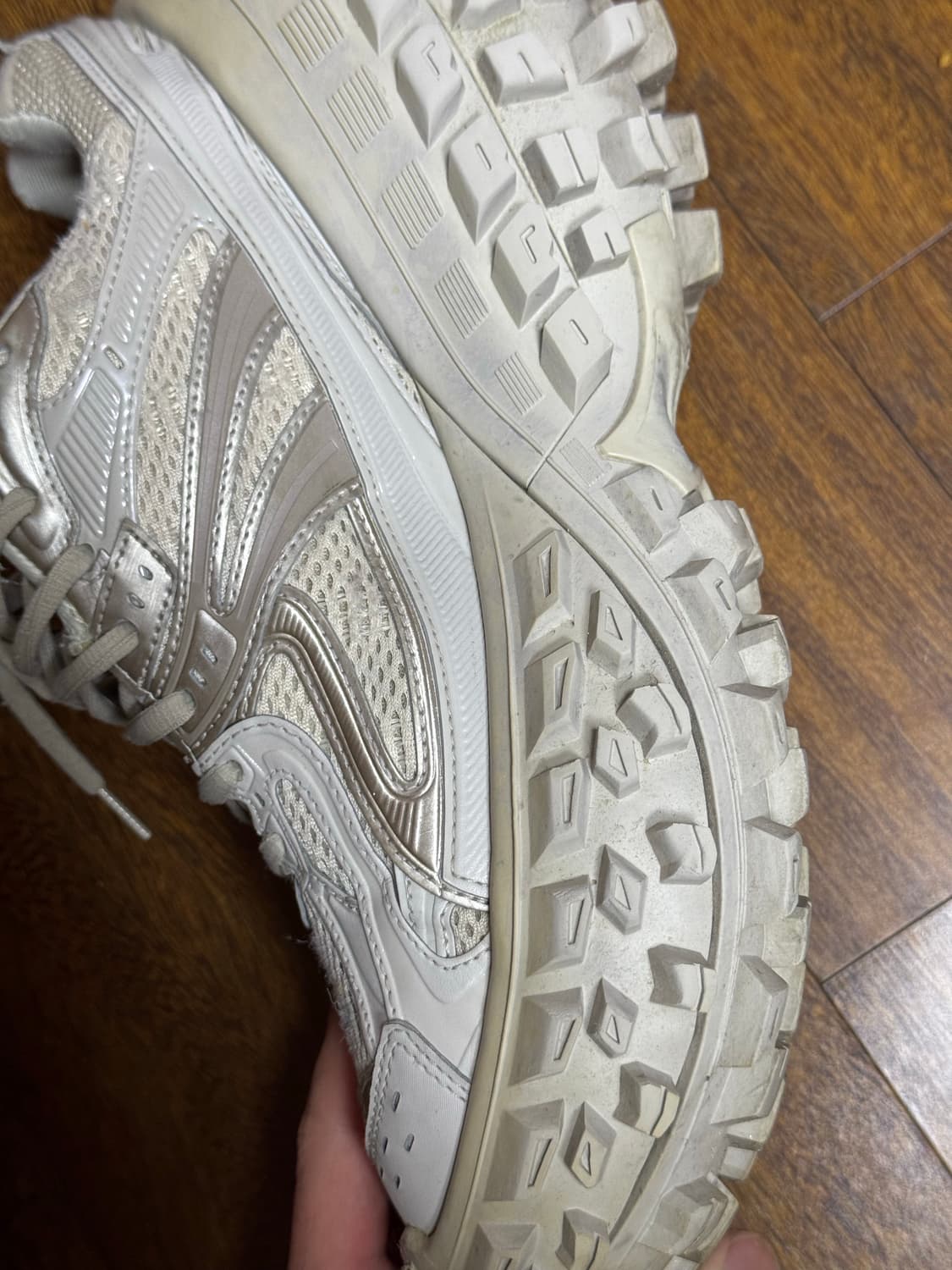 [41]발렌시아가 베이지 디펜더 상품이미지7