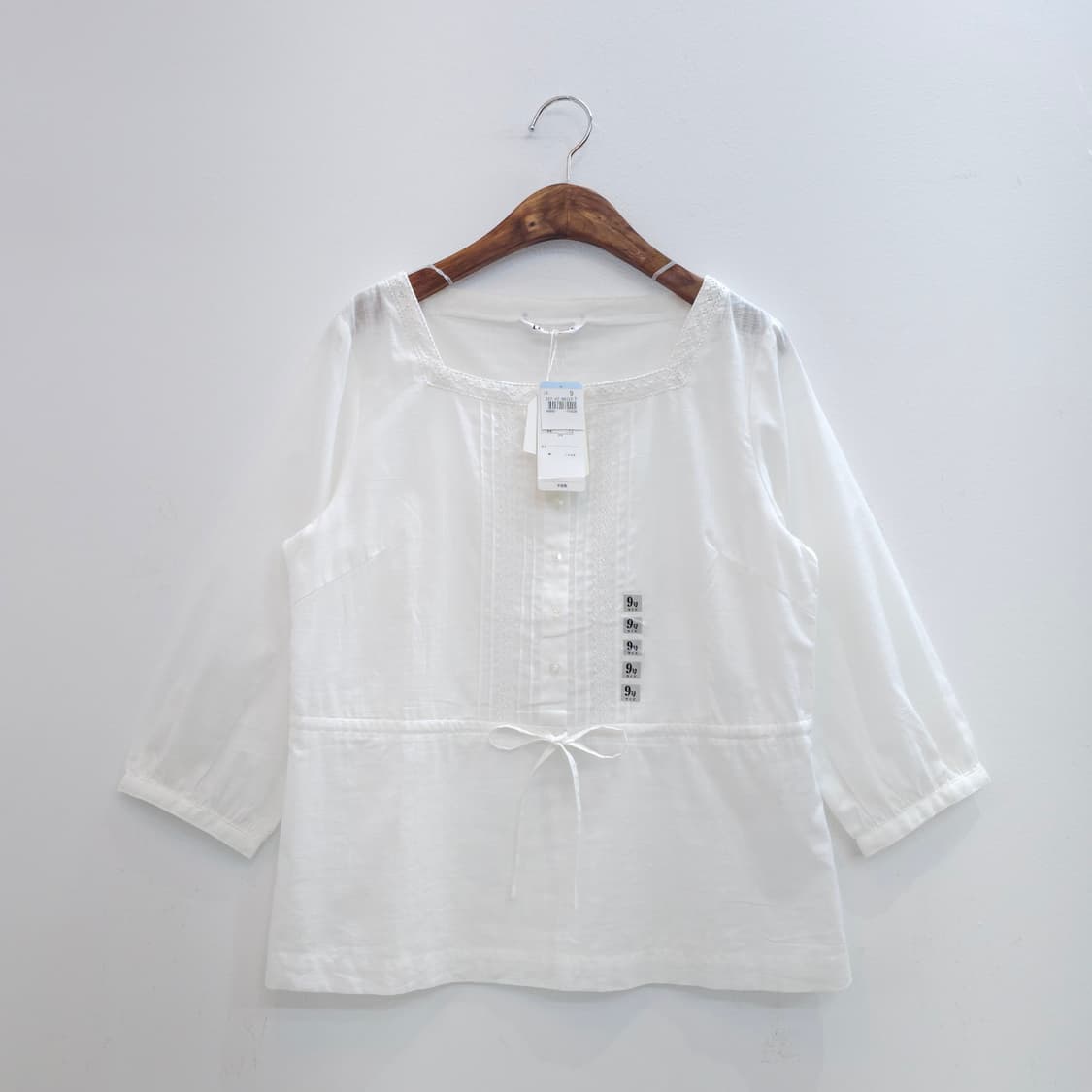 화이트 레이스 스트링 스퀘어넥 7부 블라우스 상품이미지1