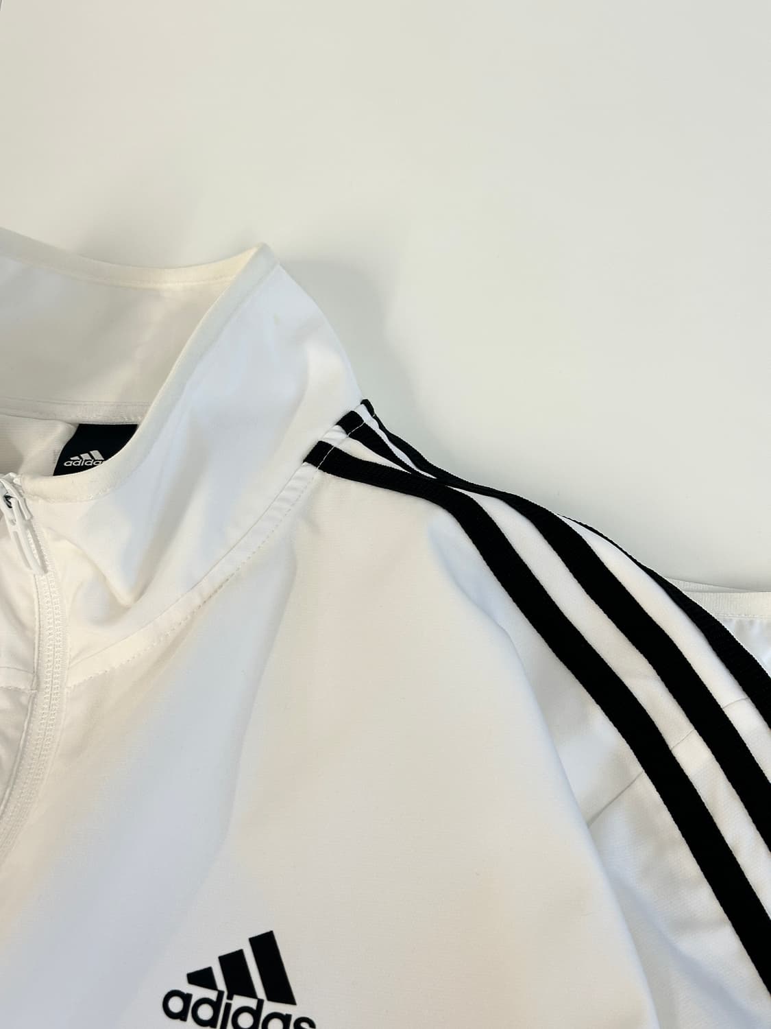 아디다스 adidas 화이트 하이넥 오버핏 바막져지 xl 상품이미지7