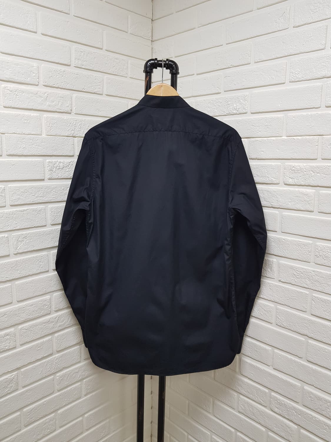 [13aw/41] 생로랑 블랙셔츠 히든버튼 상품이미지8