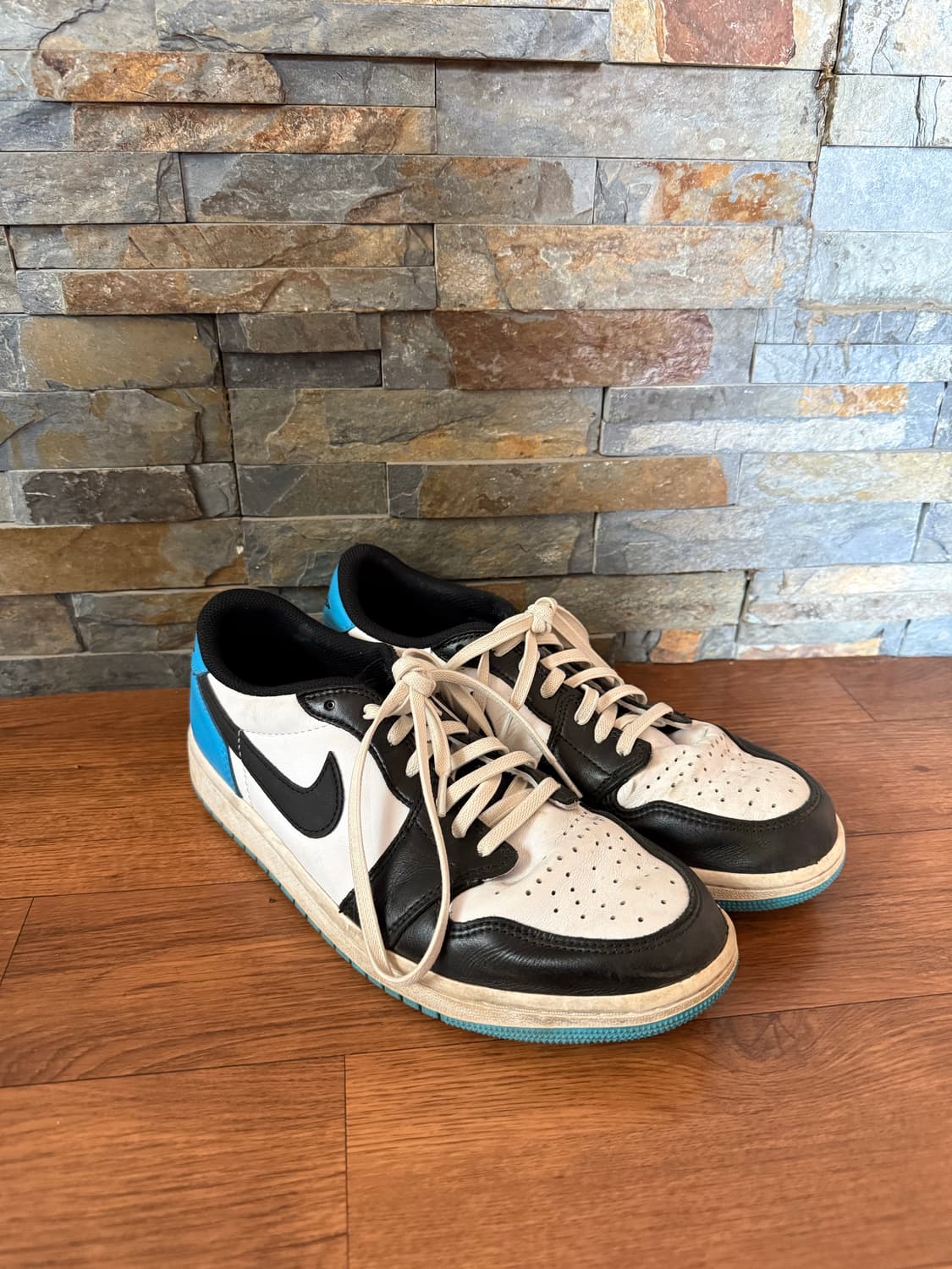 조던1 블랙 앤 다크 파우더 블루 상품이미지1