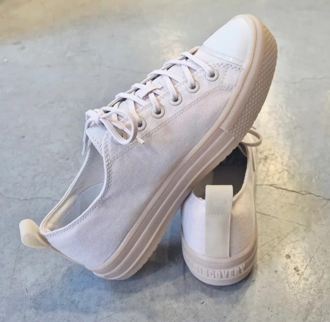 [245]디스커버리 스니커즈 상품이미지4