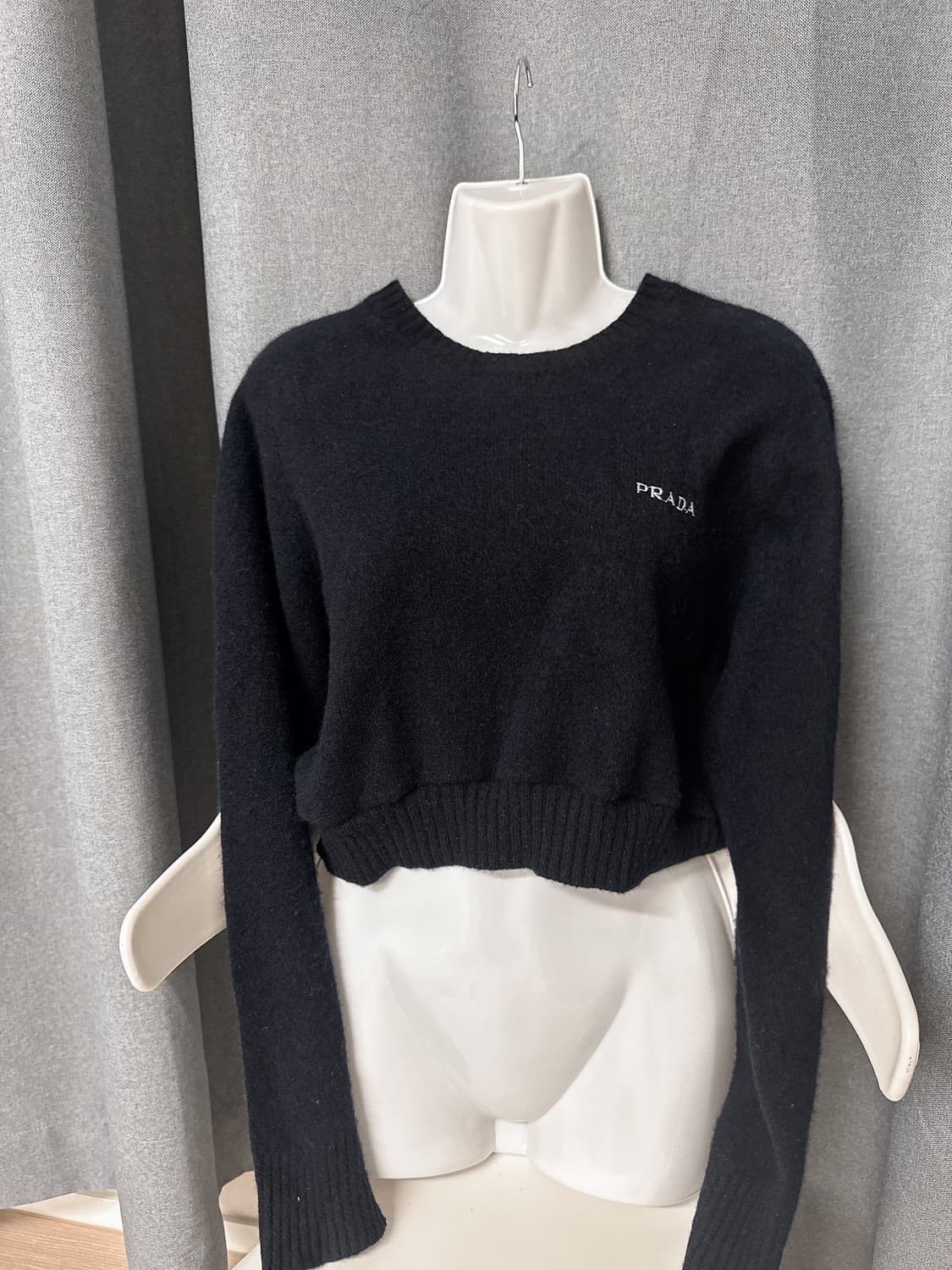 프라다 니트(커스텀 상품이미지1