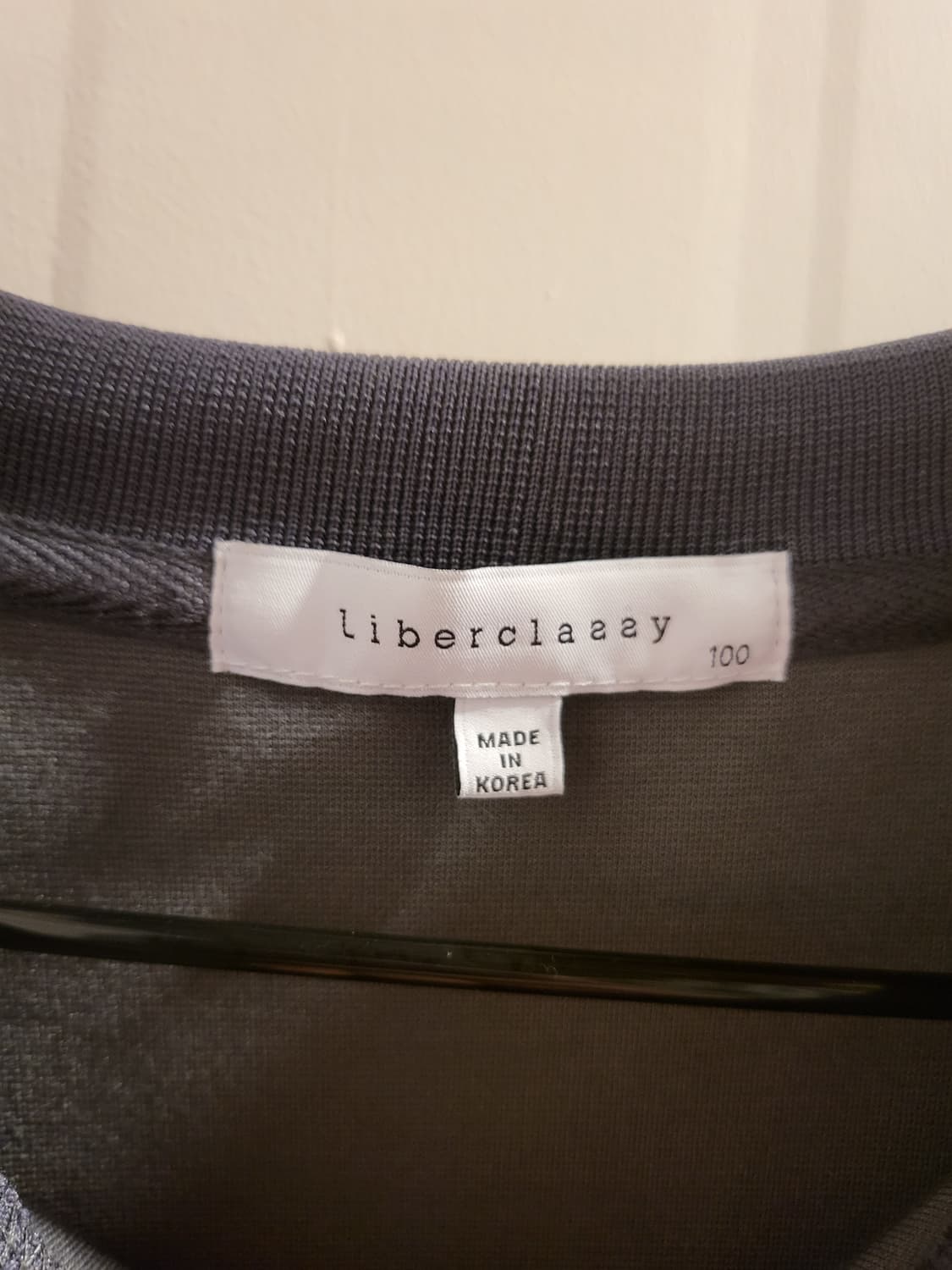 [100]liberclaasy리버클래시 포켓 맨투맨 상품이미지5