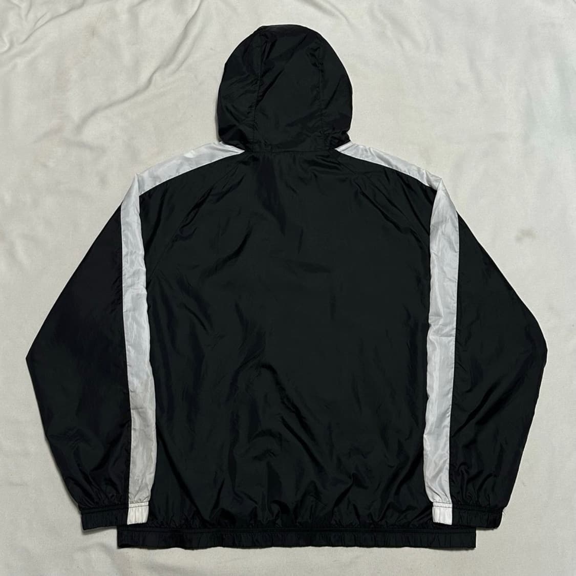 나이키 트레이닝 우븐 후드 바람막이 상품이미지3