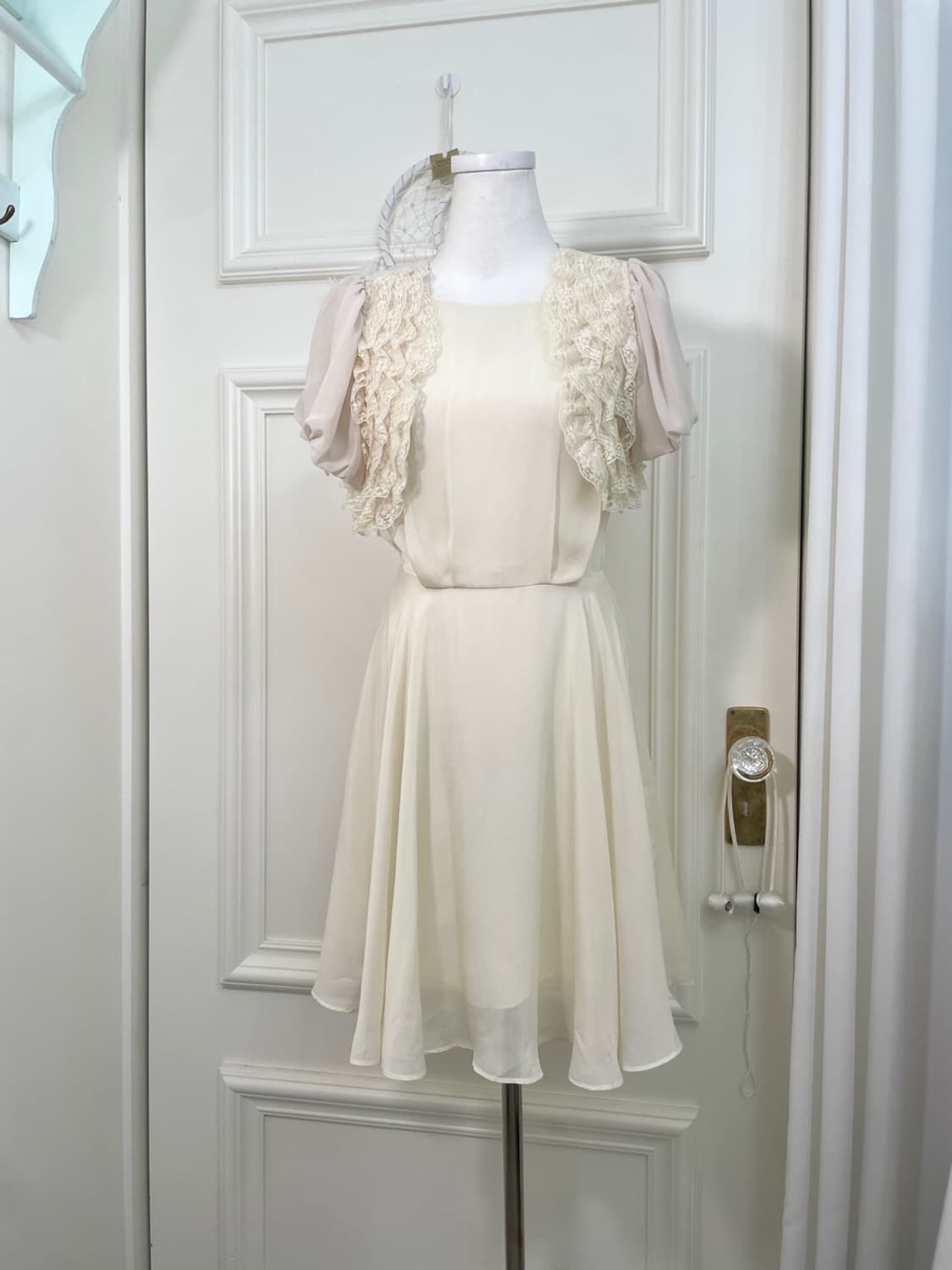 sheer pink lace ruffle bolero&ivory chif 상품이미지1