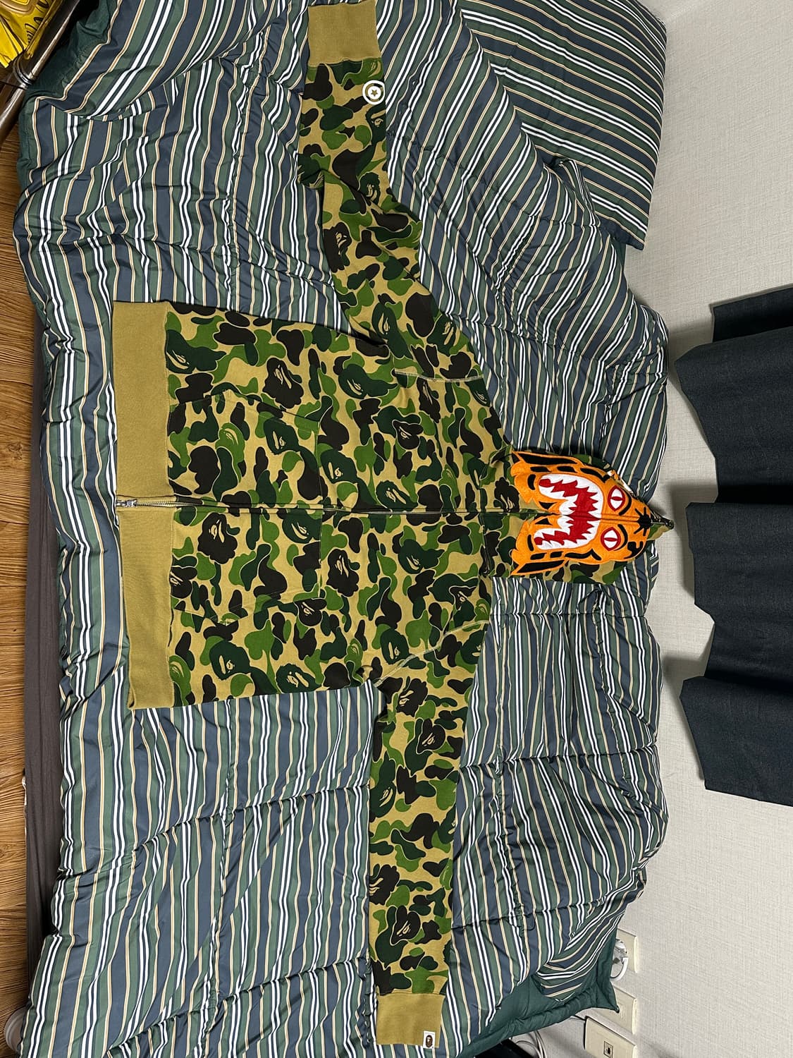 BAPE 베이프 ABC 카모 타이거 후드집업 XXL 상품이미지1