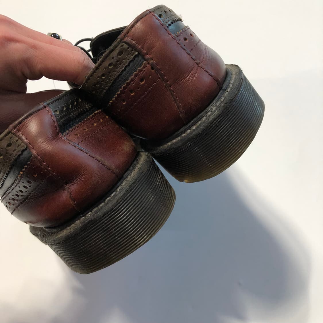 닥터마틴 3홀 윙팁 로퍼  상품이미지7