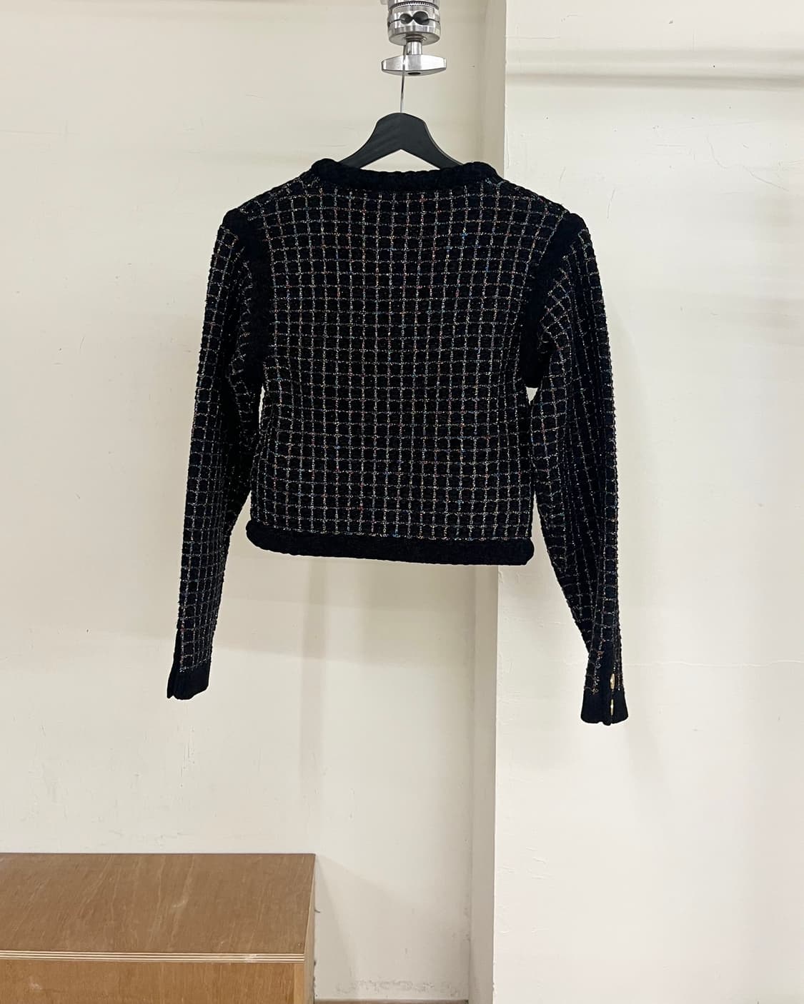 산드로 블랙 크롭드 트위드 자켓 상품이미지6