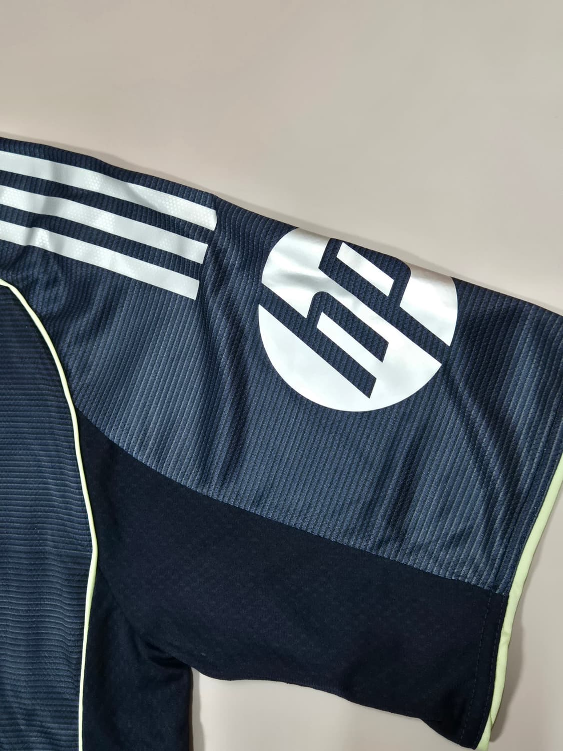 25-26 레알 어웨이 벨링엄 반팔 유니폼 XL사이즈 상품이미지6