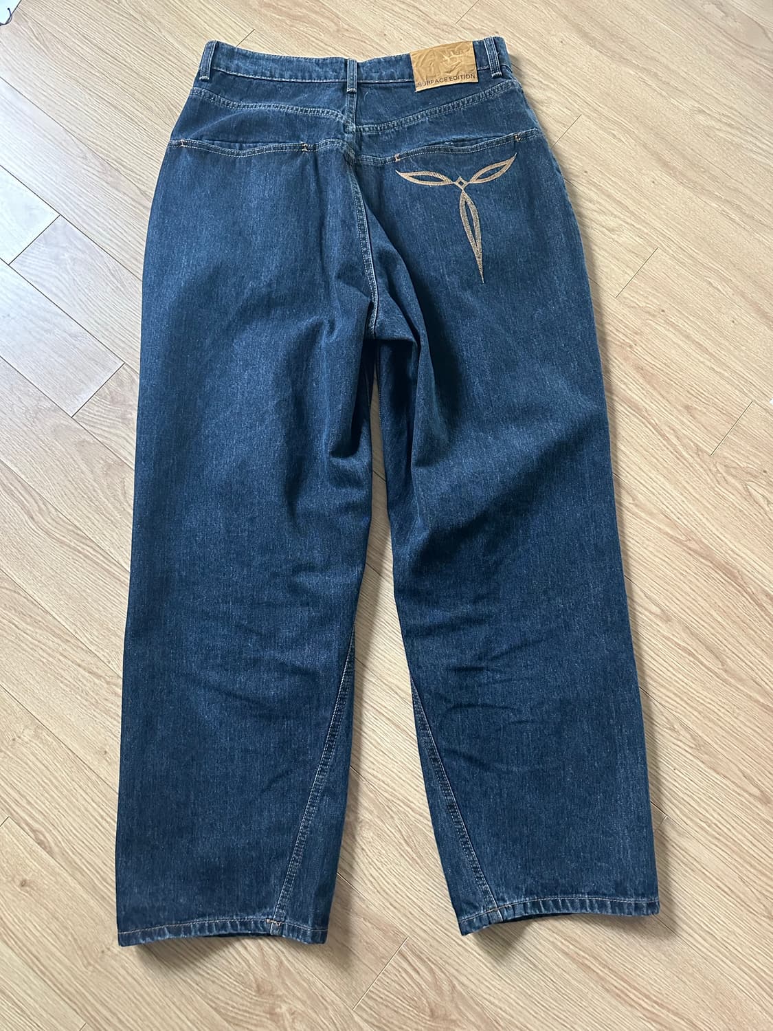 서피스에디션 TWISTED SLASH DENIM DEEP INDIGO 상품이미지3