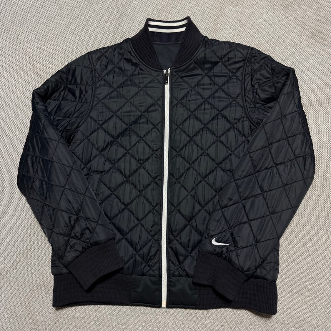 나이키 리버시블 퀄팅 봄버 자켓 상품이미지2