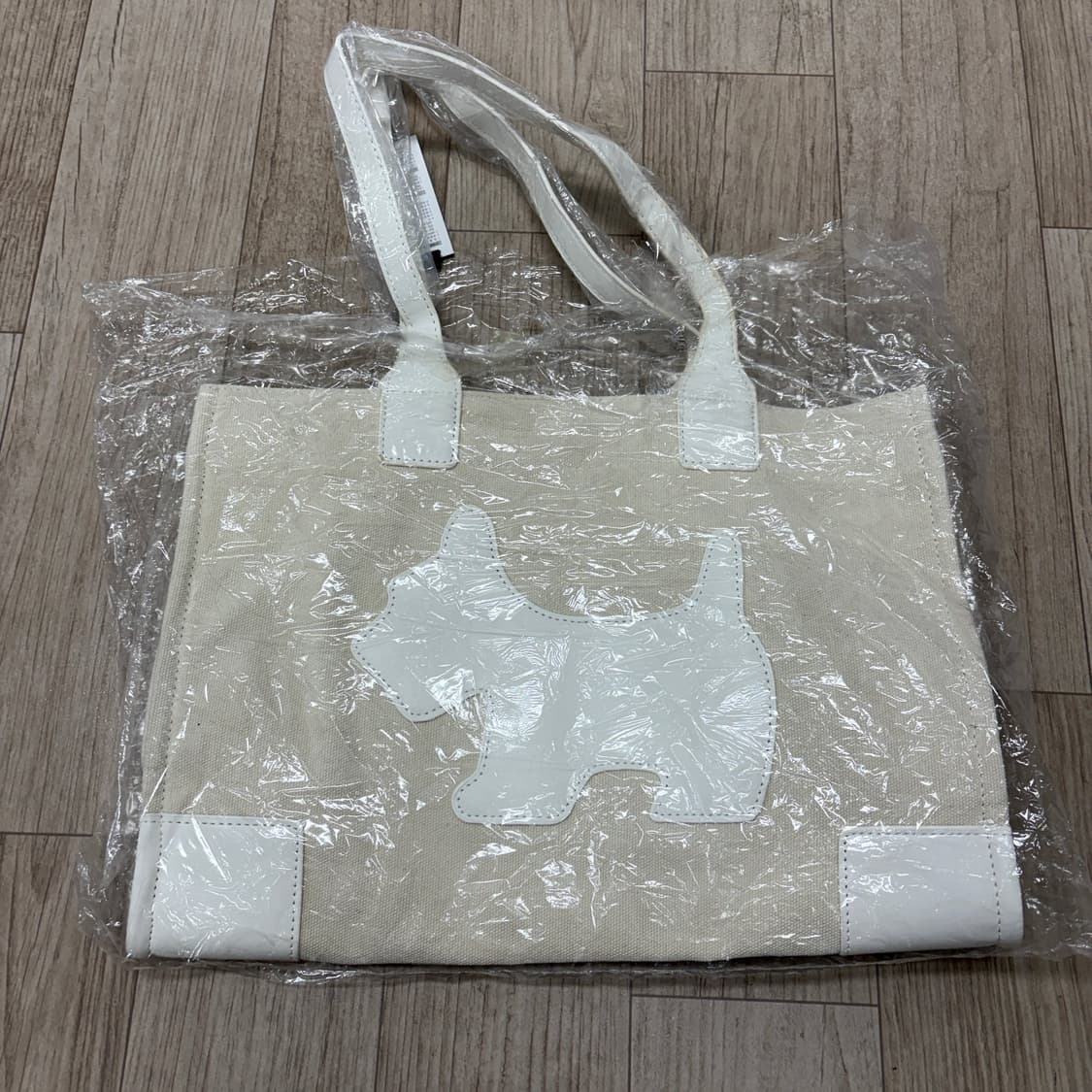 아가타 스코티시테리어 토트백 아이보리 상품이미지1