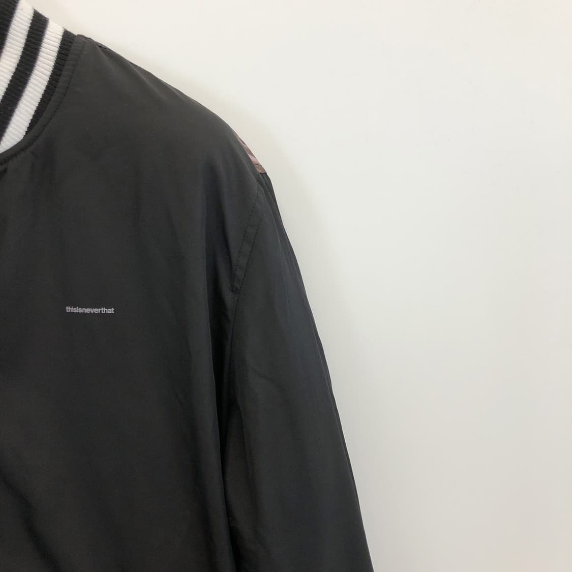 디스이즈네버댓 신슐레이트 스컬 바시티점퍼 L  상품이미지2