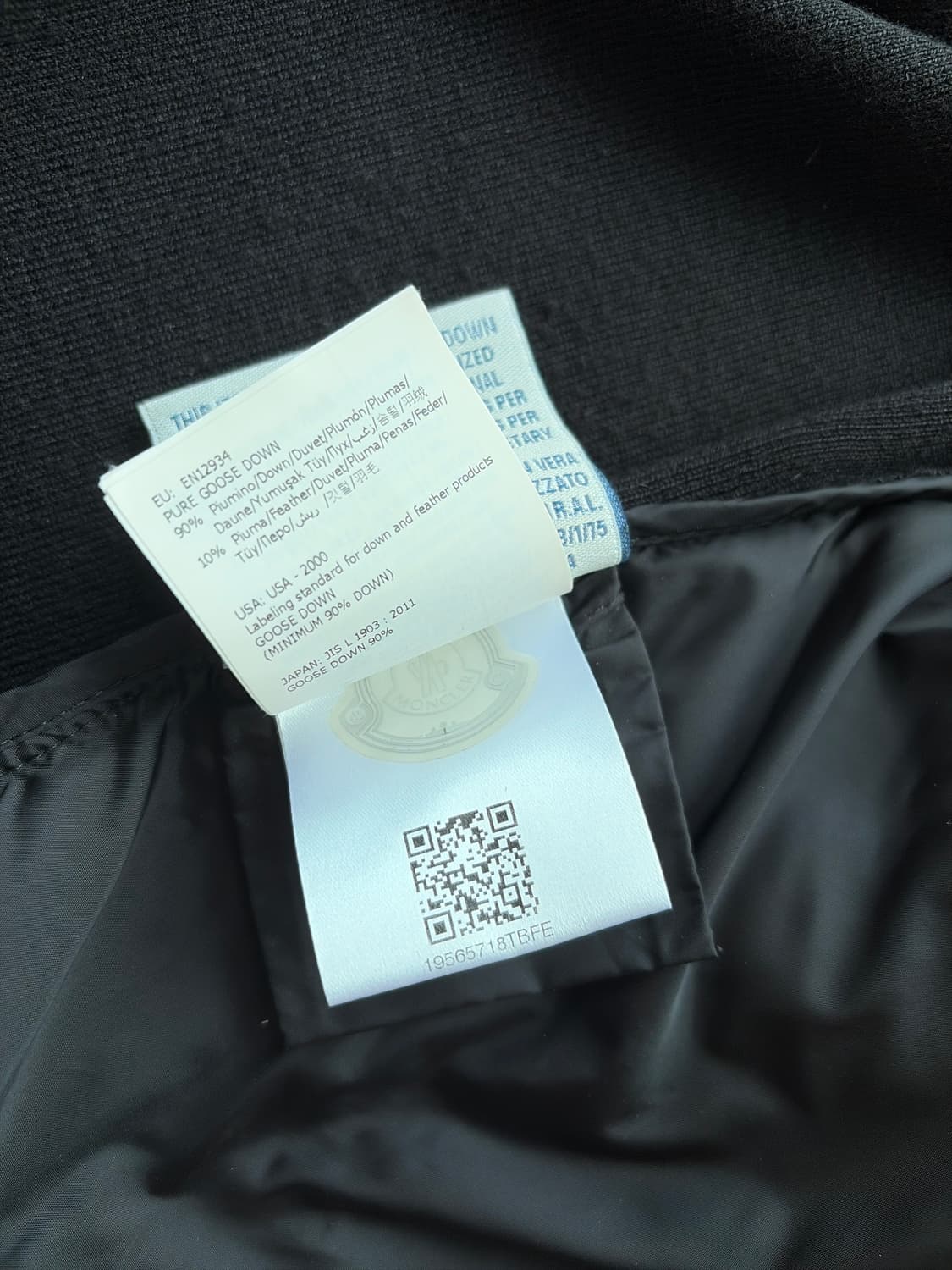 몽클레어 니트 패딩 가디건 블랙 상품이미지5