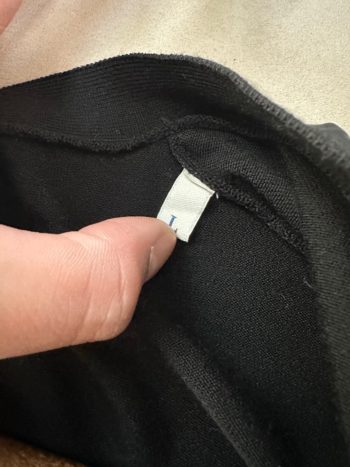 몽클레어 블랙 니트 가디건 L(95-100) 상품이미지4