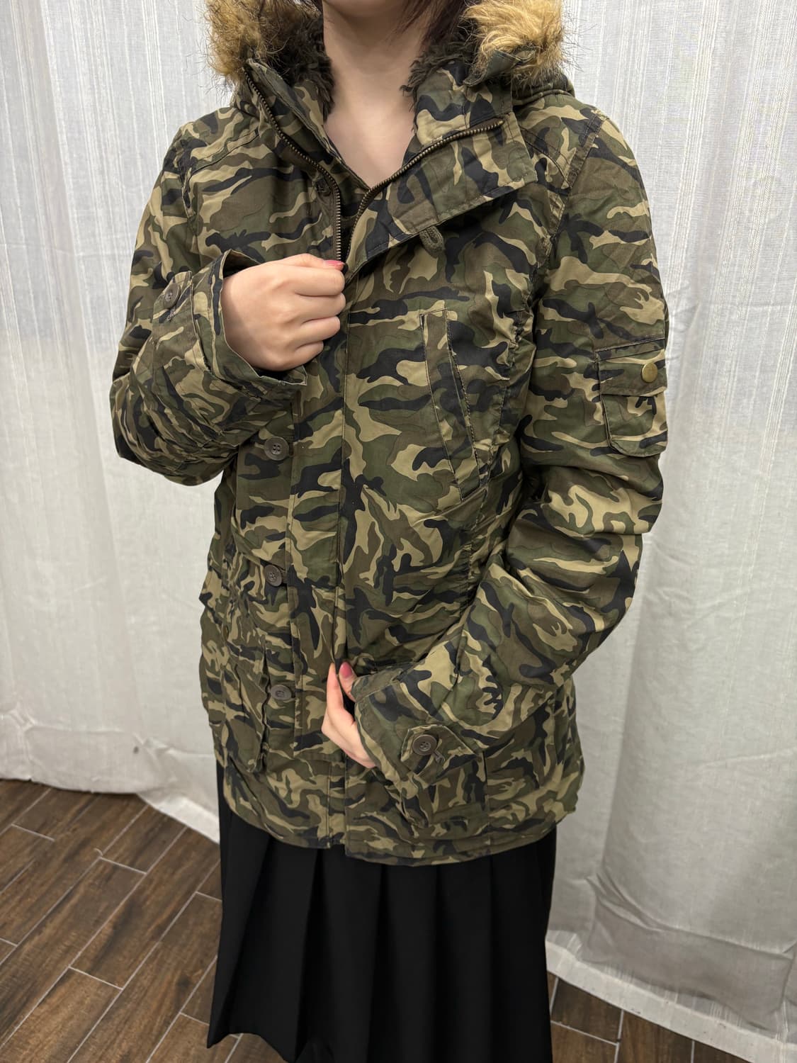 빈티지 퍼 트리밍 카모플라쥬 후드 야상 자켓 상품이미지1