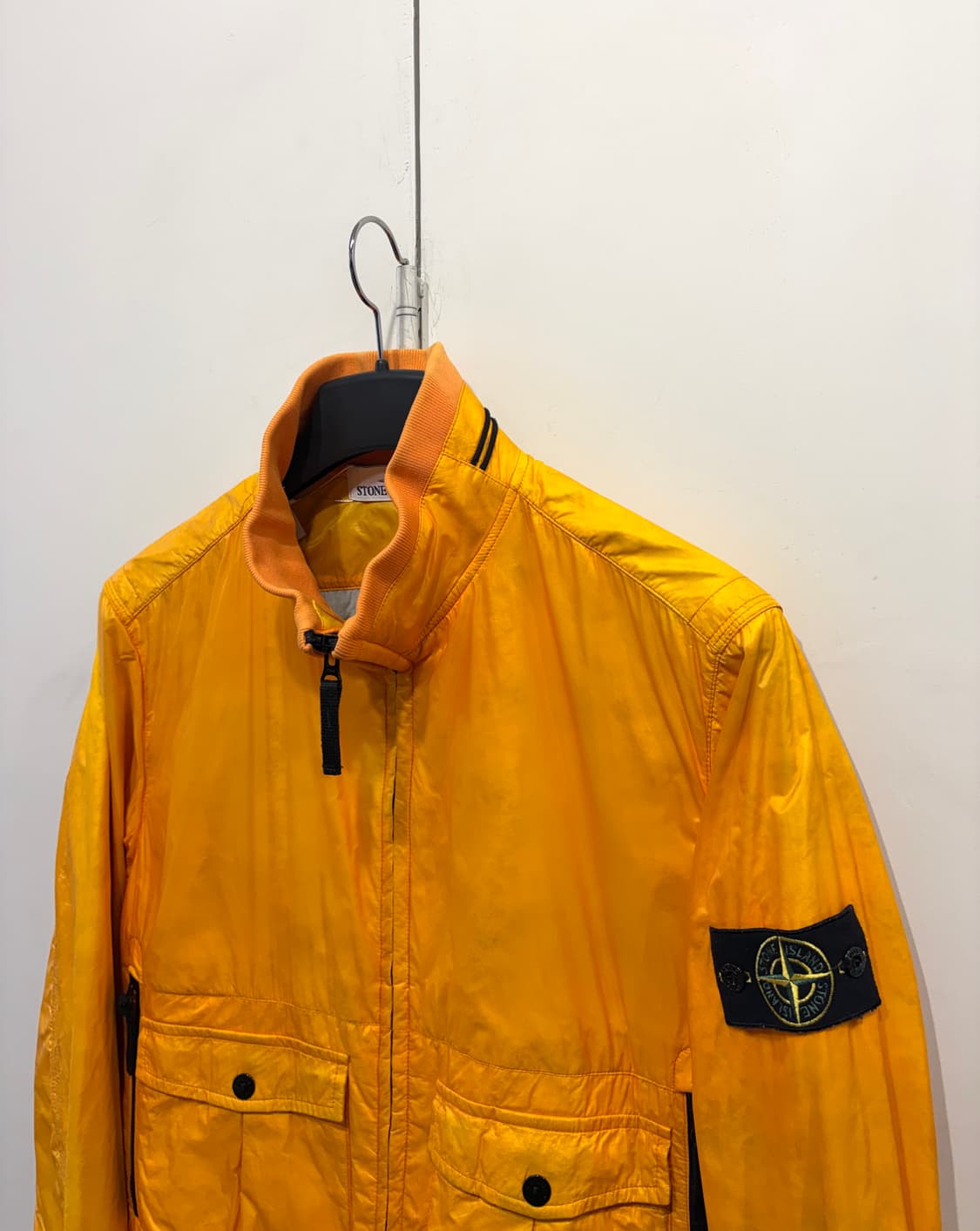 14SS 스톤아일랜드 나일론 봄버 자켓 상품이미지3