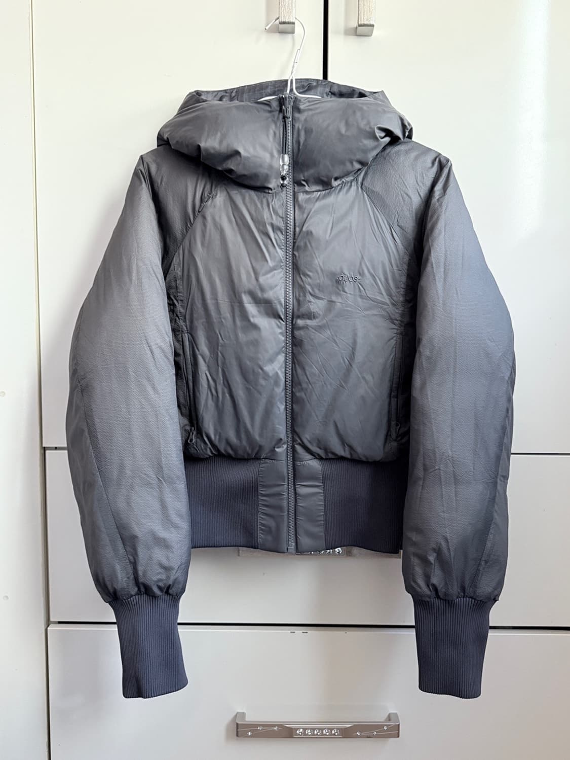 OJOS 오호스 리버시블 체크 패딩 차콜 1사이즈 상품이미지1