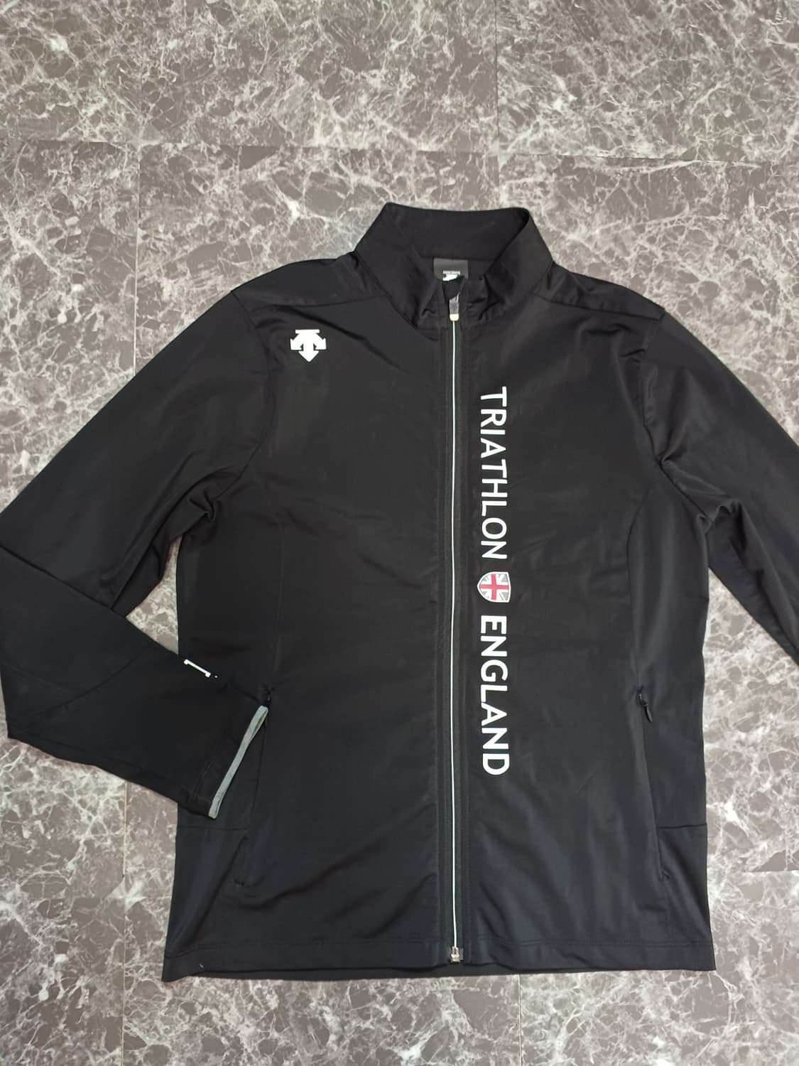 데상트 주니어 트라이애슬론 집업 (11~12세)-새상품 상품이미지2