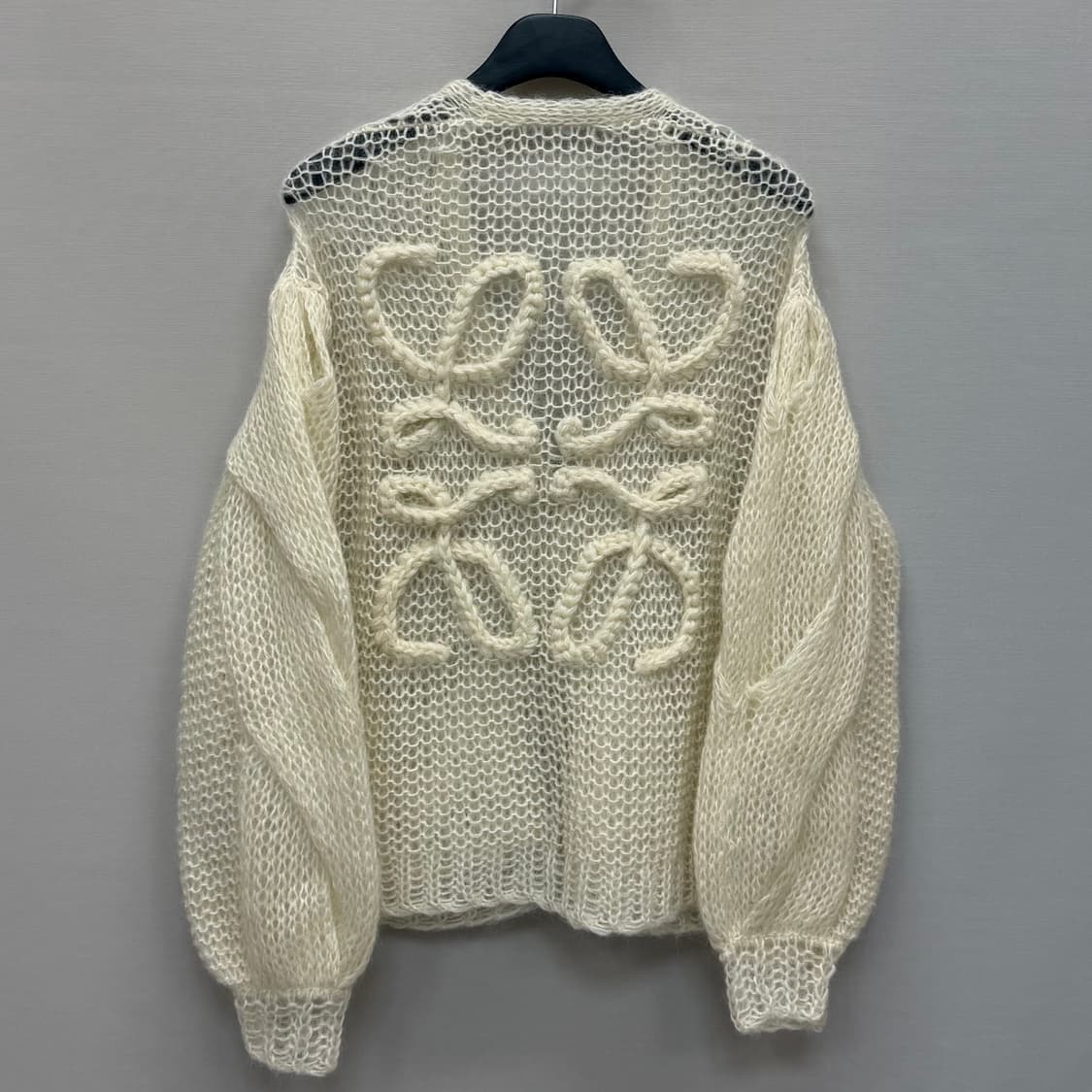 로에베 아나그램 로고 모헤어 블랜드 가디건 ( 여성 오버핏 ) 상품이미지4