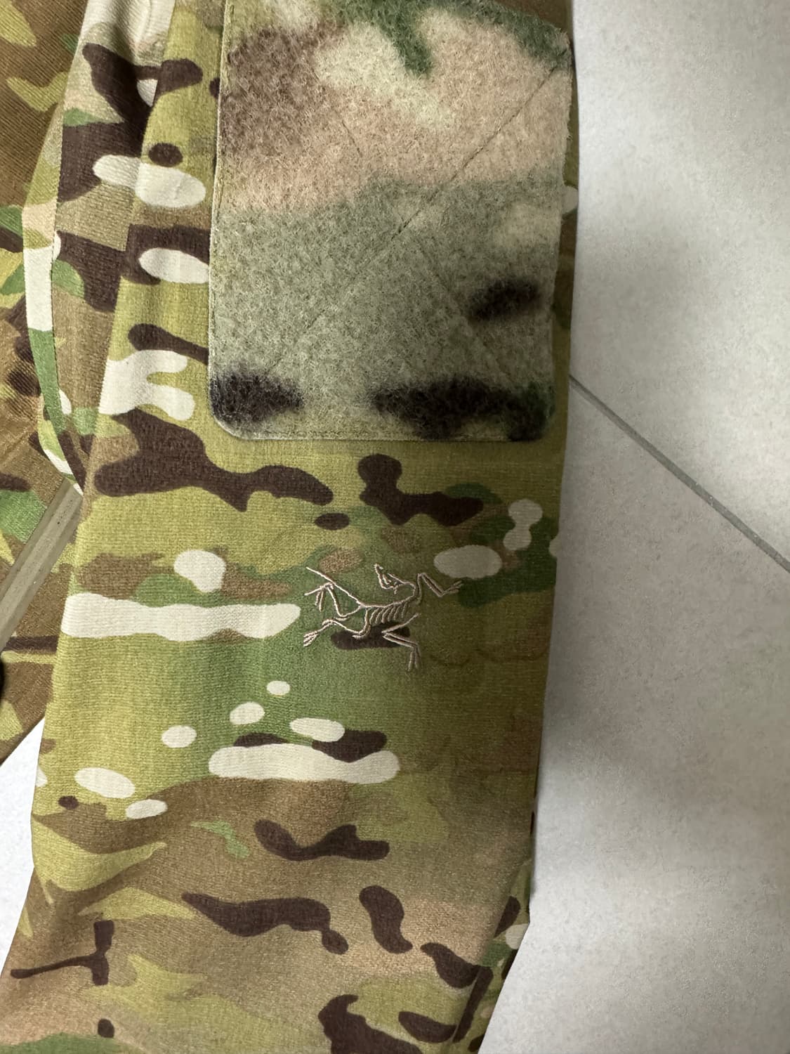 아크테릭스 리프 알파 자켓 LT Gen2.1 멀티캠 상품이미지5