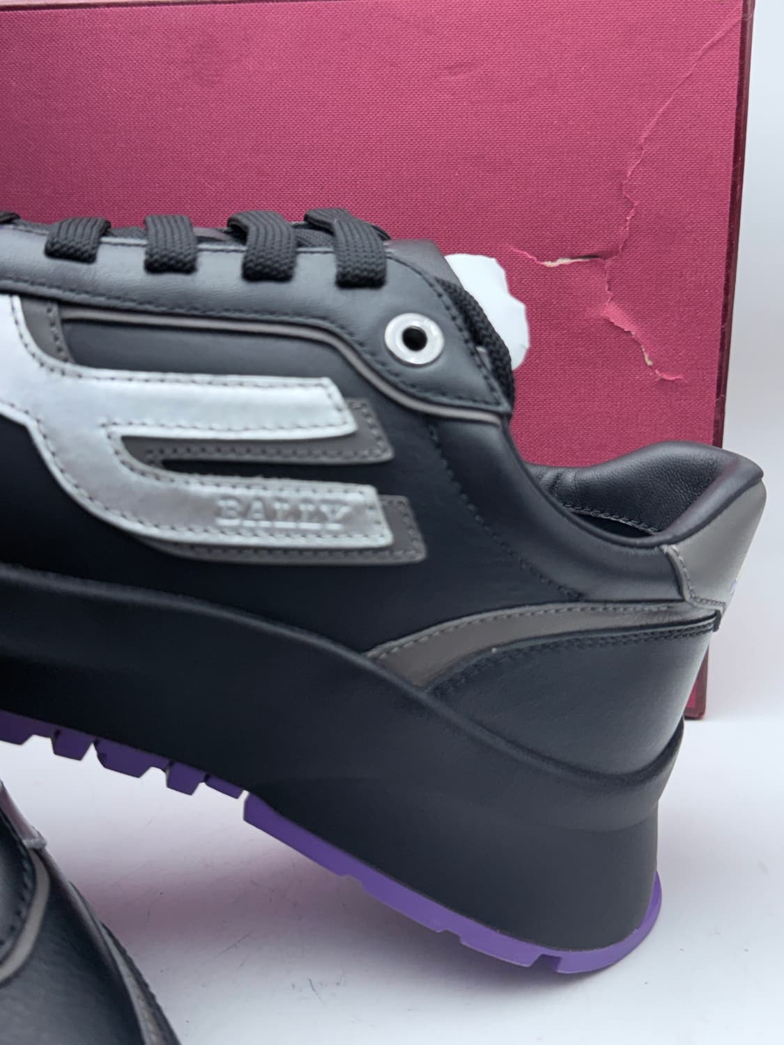 정품)발리 스나커즈250 상품이미지4