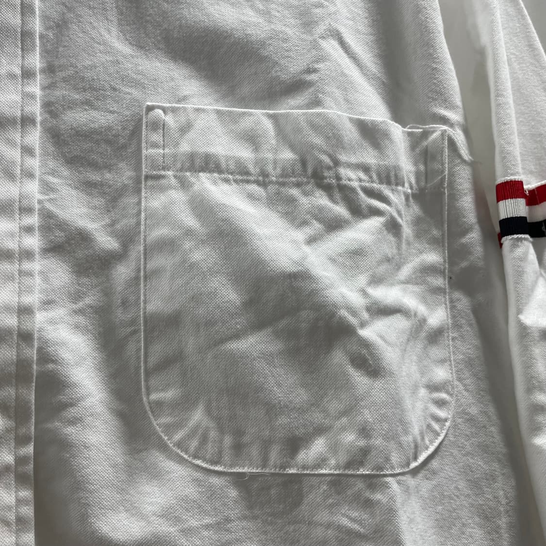 톰브라운/ 트리콜로 암밴드 화이트 셔츠/ 3 상품이미지4