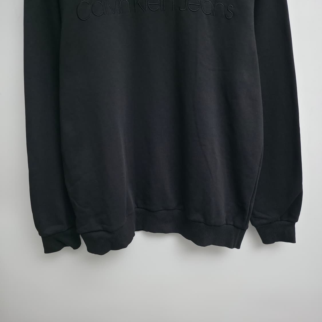 [XL] CK 캘빈클라인 블랙 로고 맨투맨 상품이미지2
