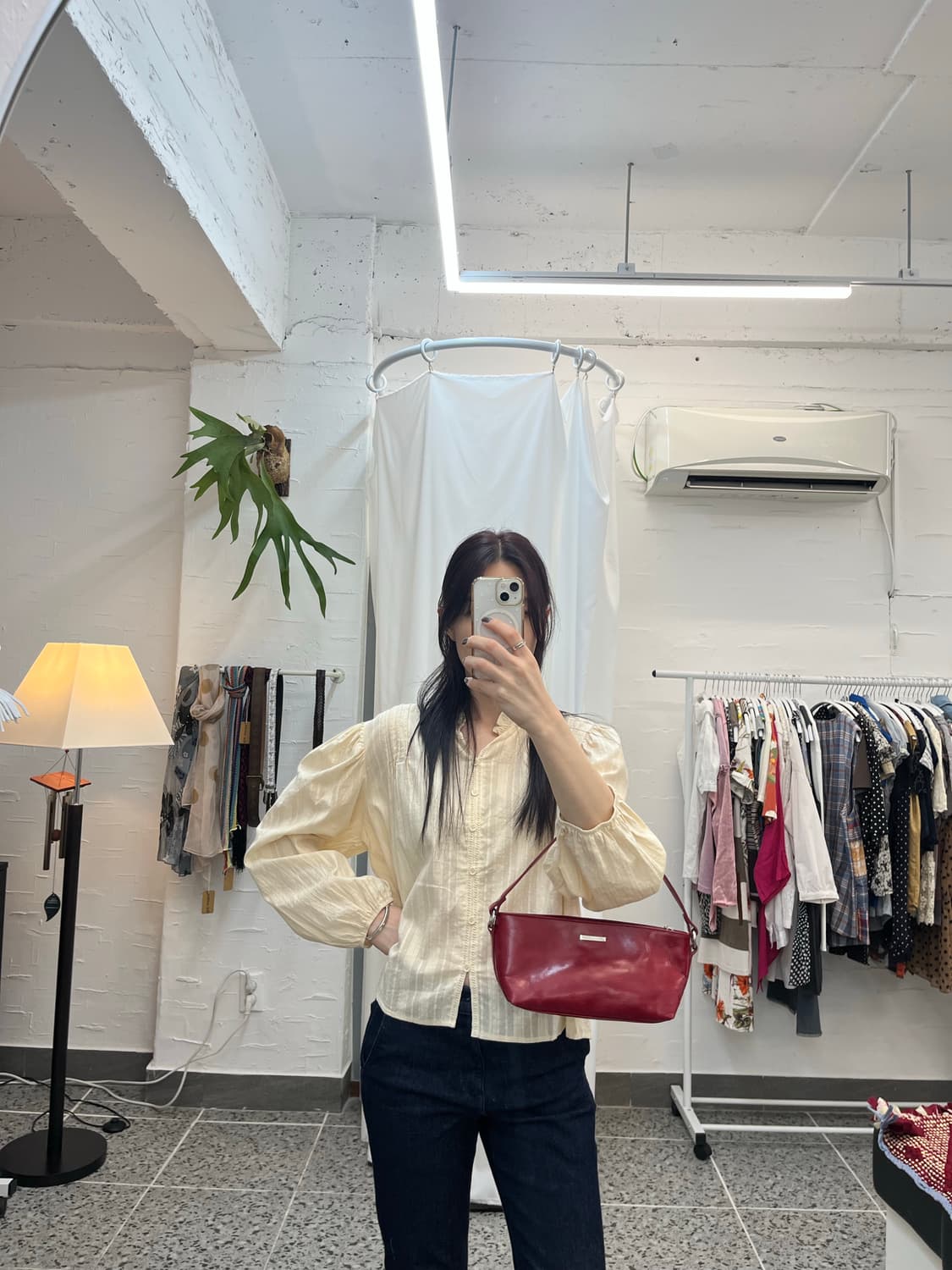 Frill ivory blouse  상품이미지2