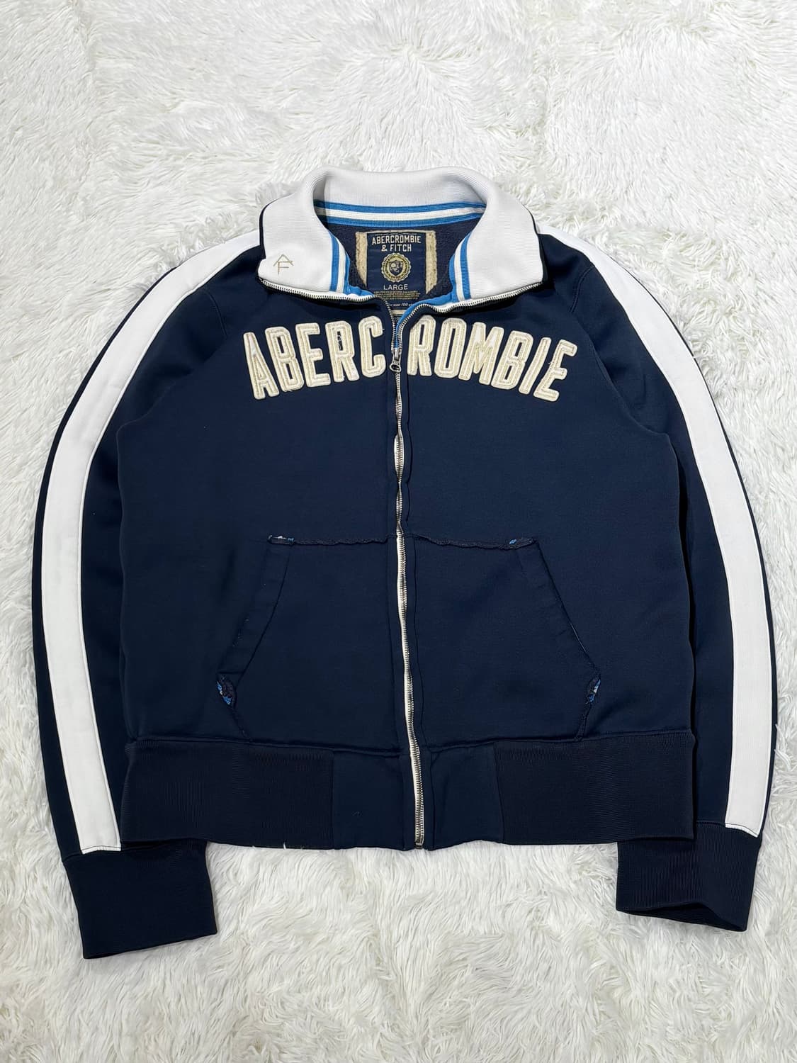 아베크롬비 네이비 빅로고 트랙탑 상품이미지5