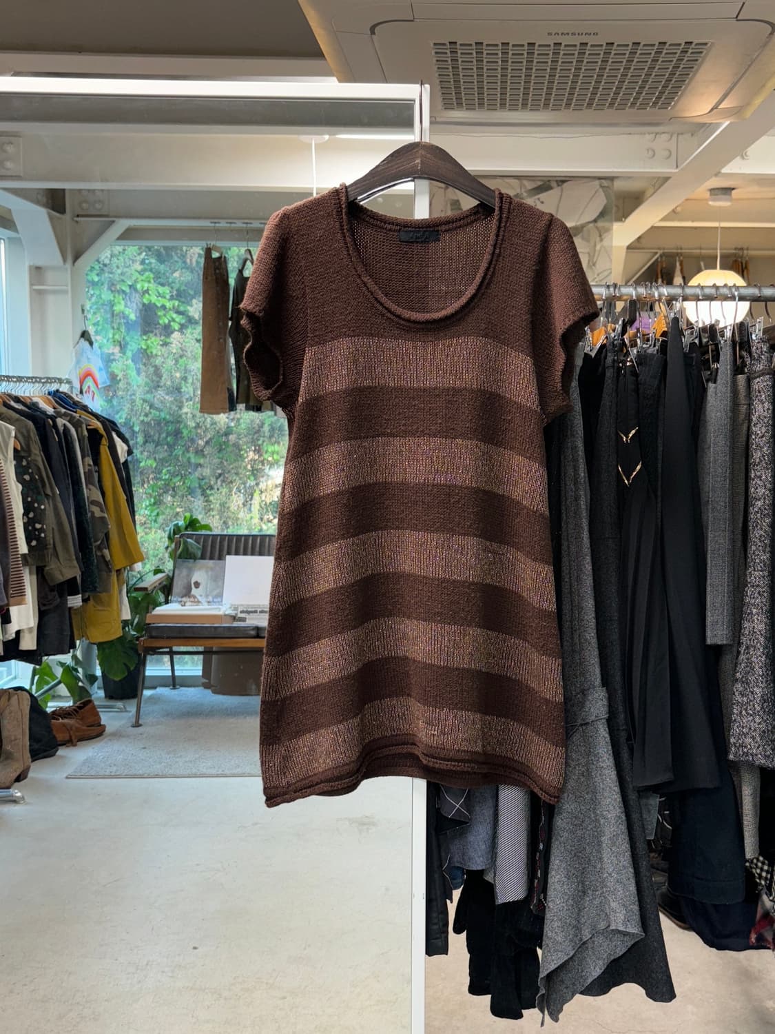 And a 스트라이프 니트 상품이미지1