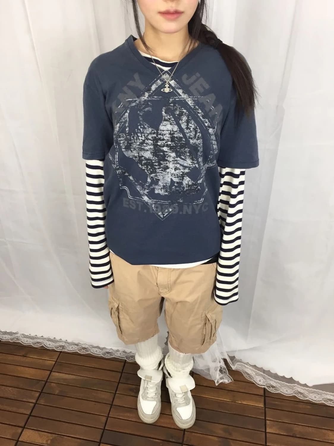 00s DKNY Jeans Sport V-Neck Tee 상품이미지2