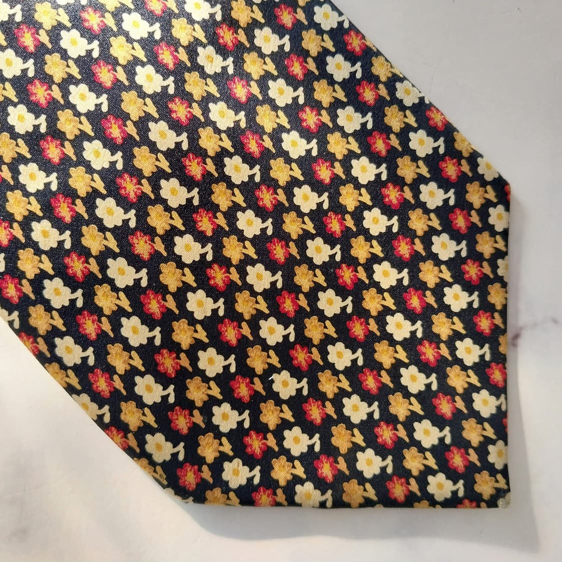 발렌시아가 실크 블랙&옐로우 플로럴 넥타이 9.5cm A+등급 K1403 상품이미지9