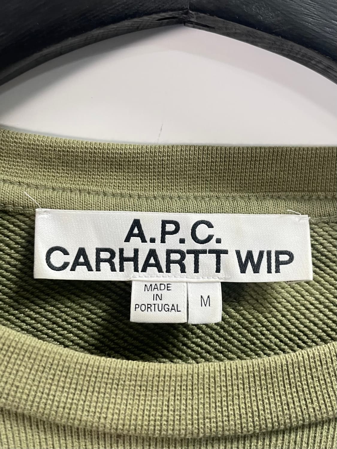 칼하트 X APC 로고 맨투맨 (on.229)   상품이미지5