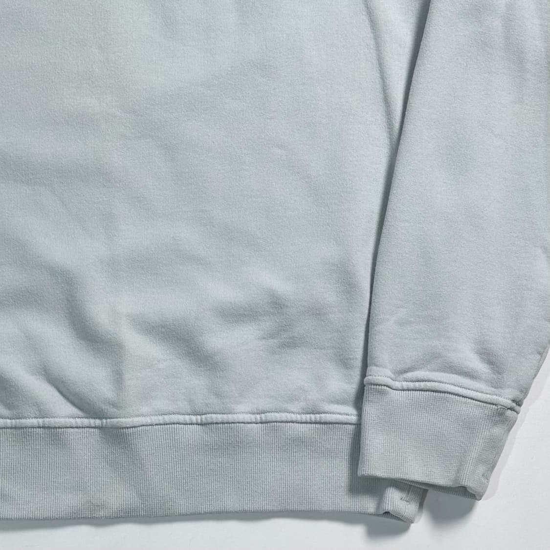 스톤아일랜드 와펜 맨투맨 상품이미지5