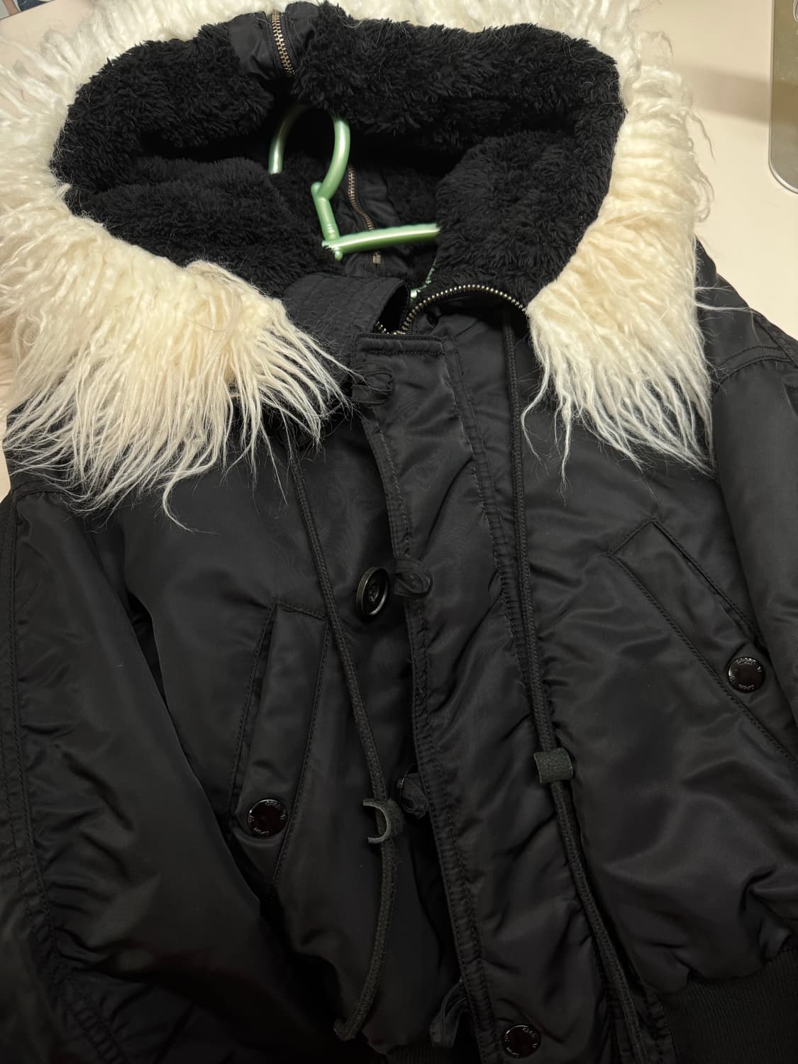 open yy faux fur zipper hood ma1사이즈 블랙 상품이미지1